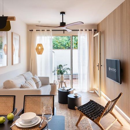 Magno Apartments Robles With Jacuzzi And Private Parking Sevilla Exteriör bild